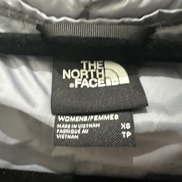 The North Face Eco Thermoball Parka 2 in Grey Color size XS - Picture 12 of 16